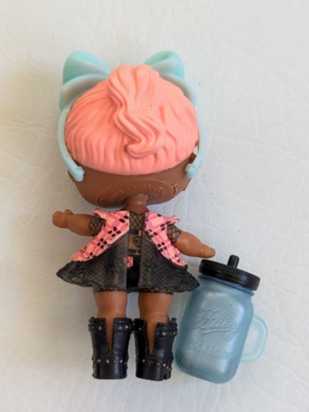 L.O.L. Suprise Lot 3 Dolls And Accessories - Picture 8 of 8